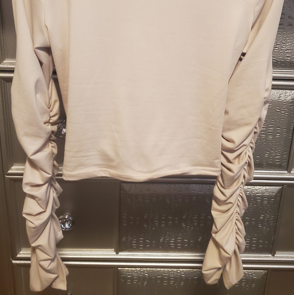 Shirt - Picture 4 of 4